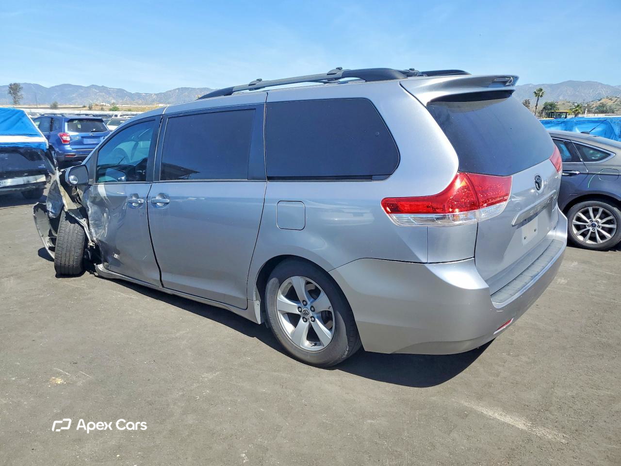 Toyota Sienna 2012