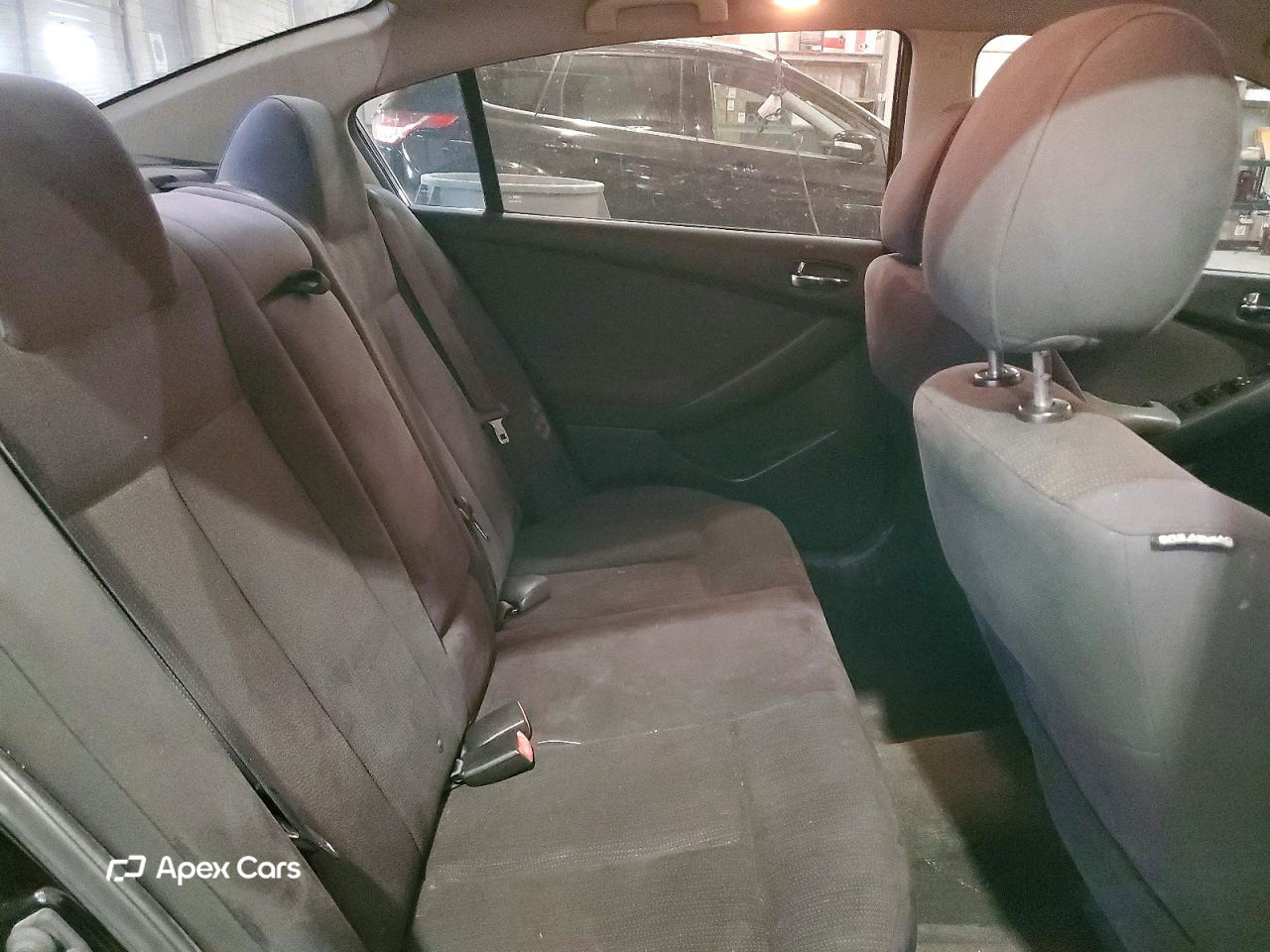 Nissan Altima 2012