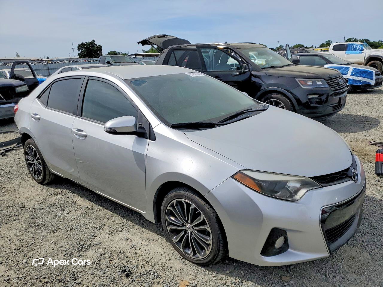 Toyota Corolla 2015