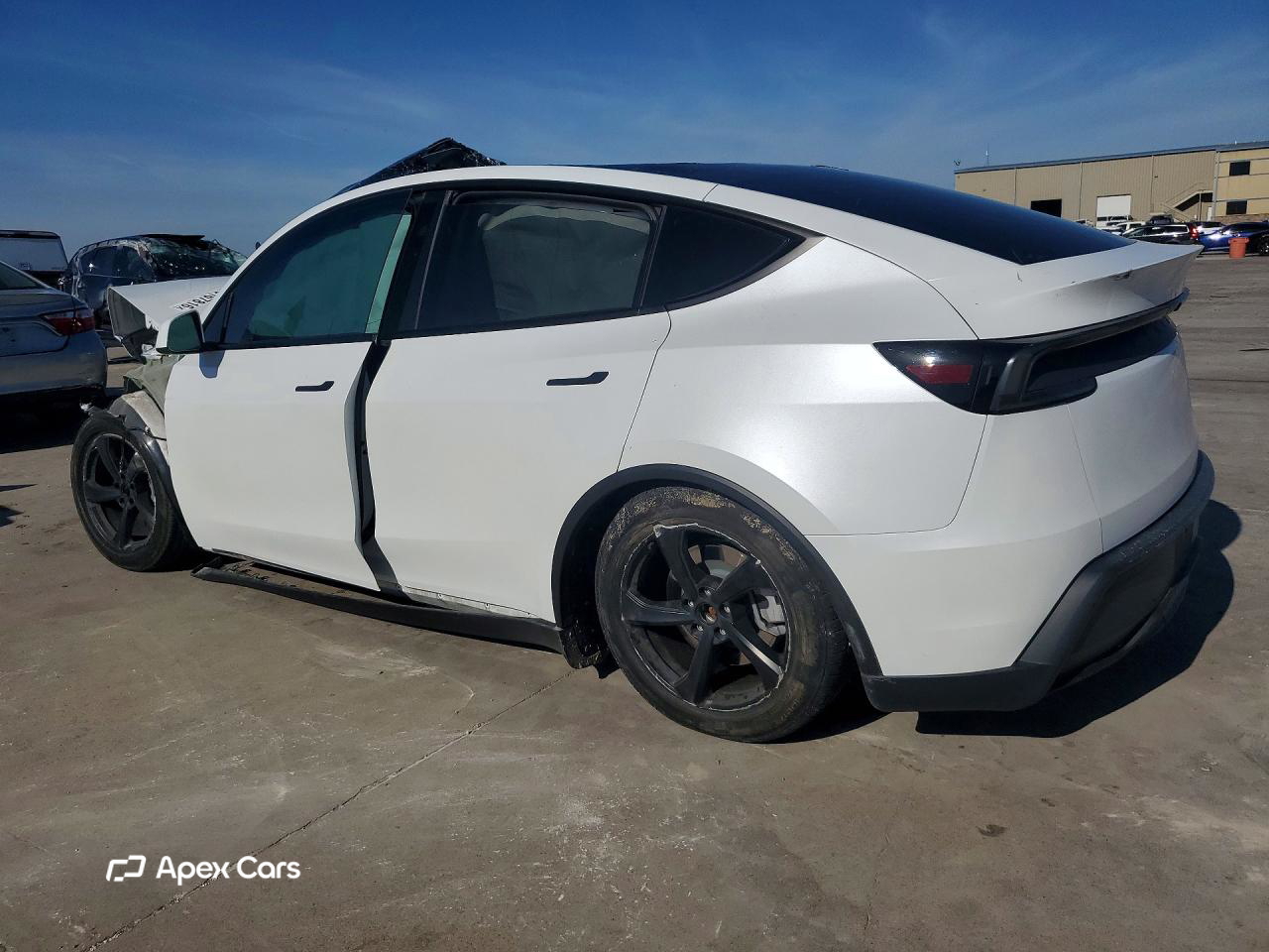 Tesla Model Y 2026