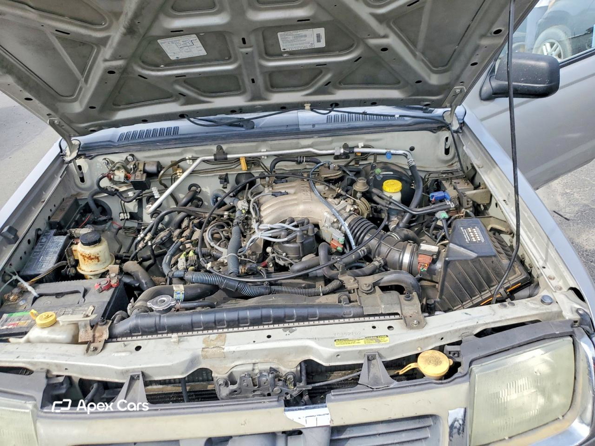 Nissan Navara (Frontier) 2000