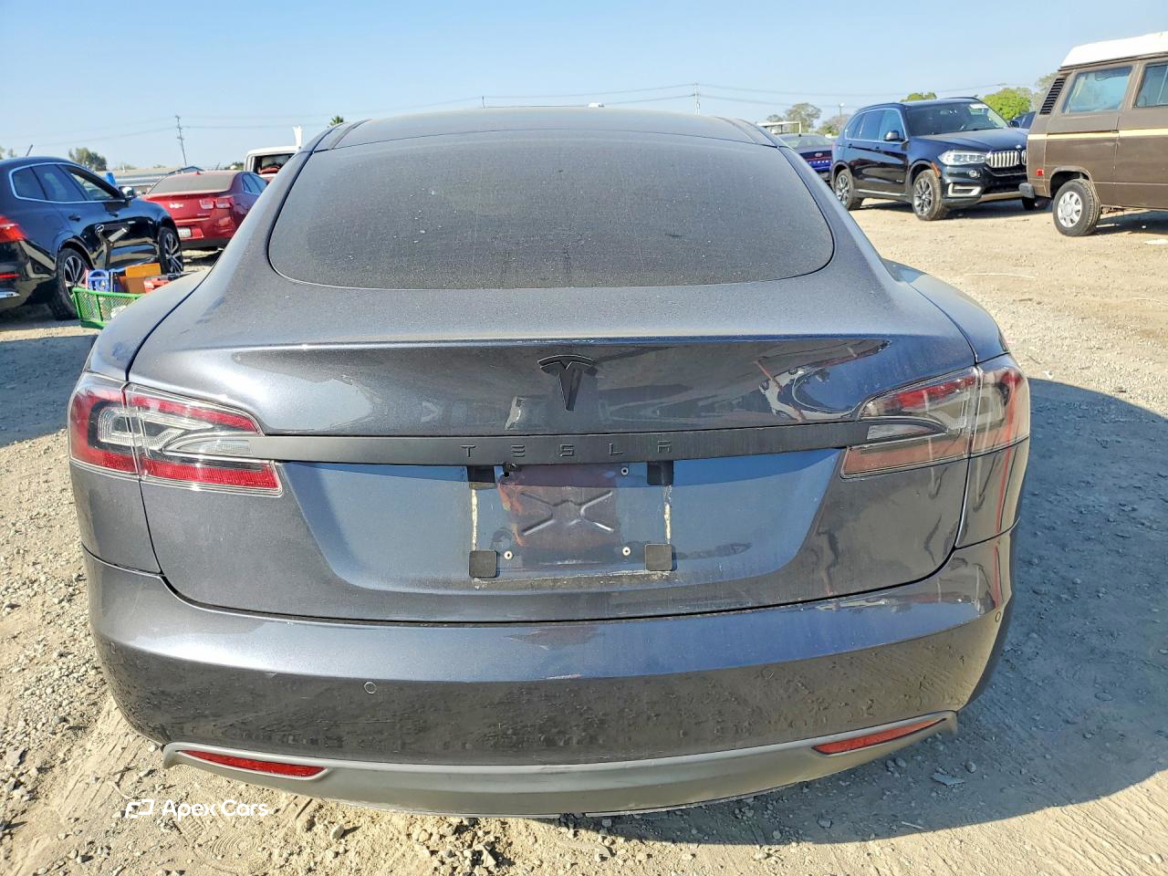Tesla Model S 2015