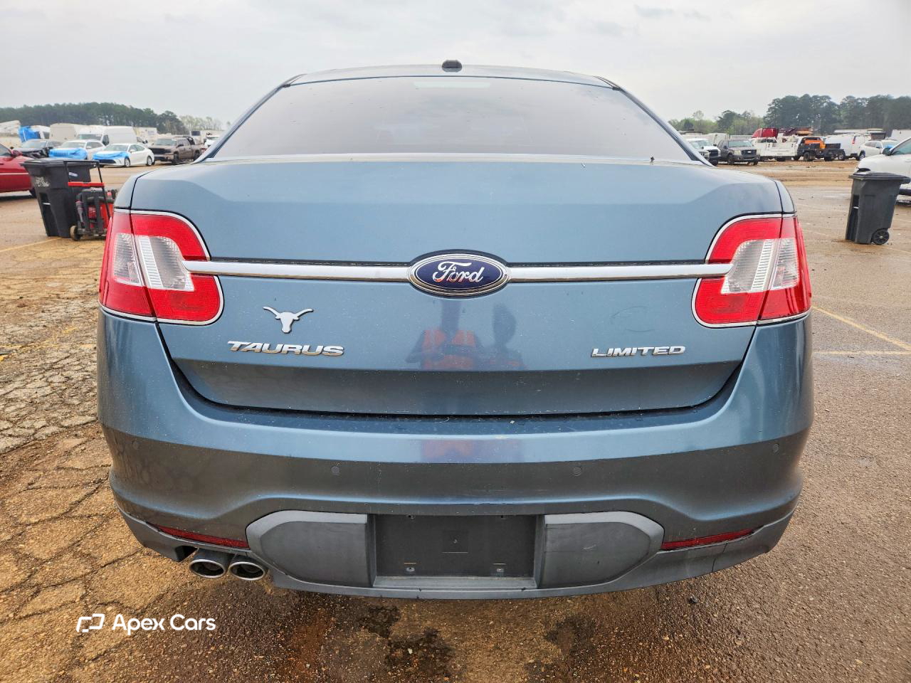 Ford Taurus 2010