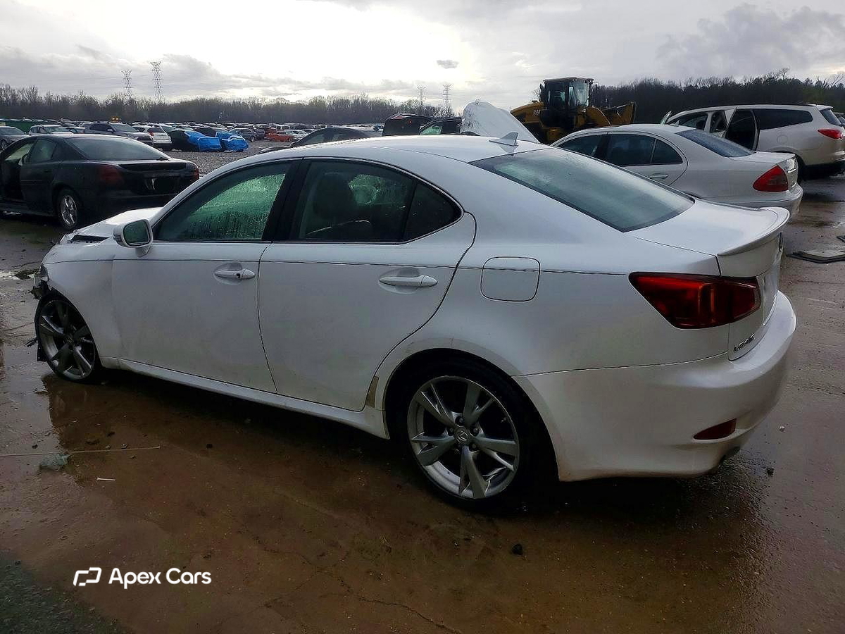 Lexus IS 2010