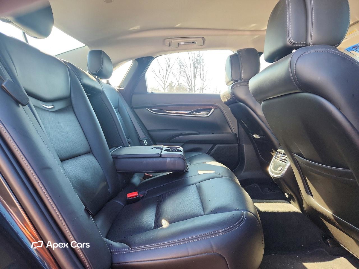 Cadillac XTS 2013