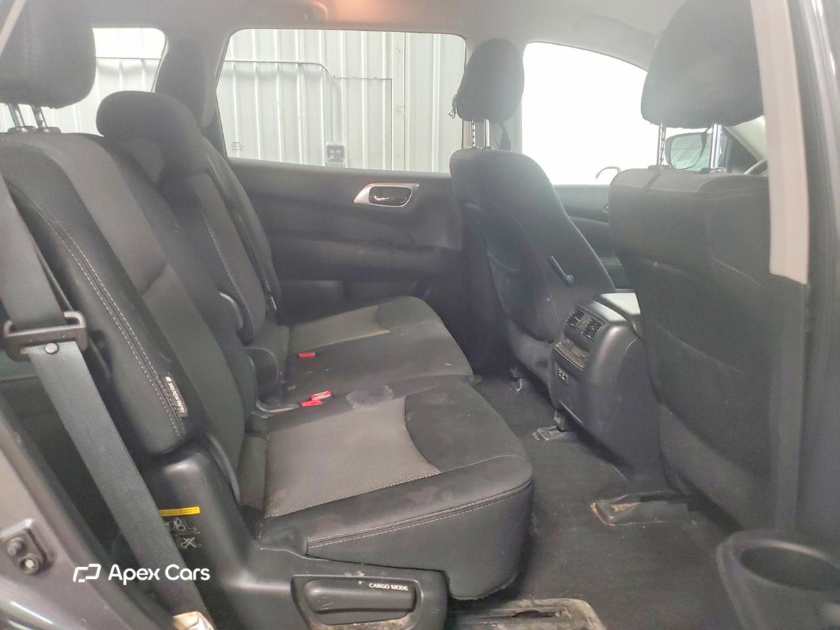 Nissan Pathfinder 2019