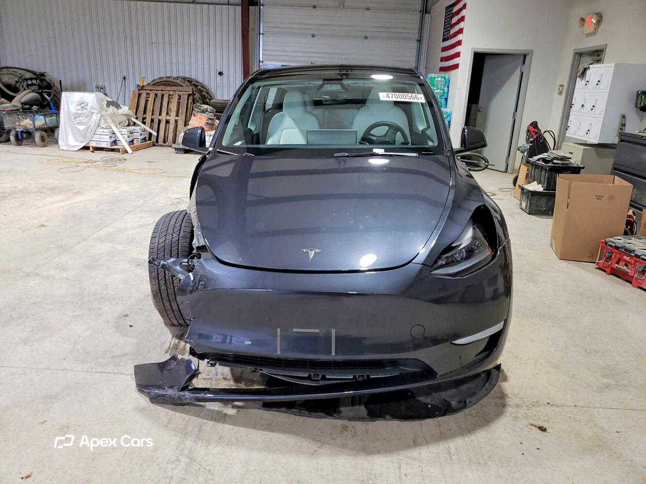Tesla Model Y 2024