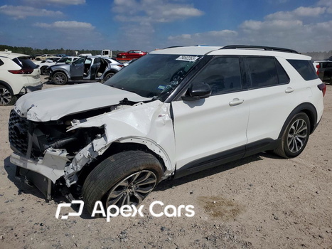 Ford Explorer 2025 - Image 1 of 13
