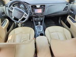 Chrysler 200 2011