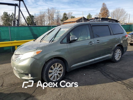 Toyota Sienna 2014 - Image 1 of 14