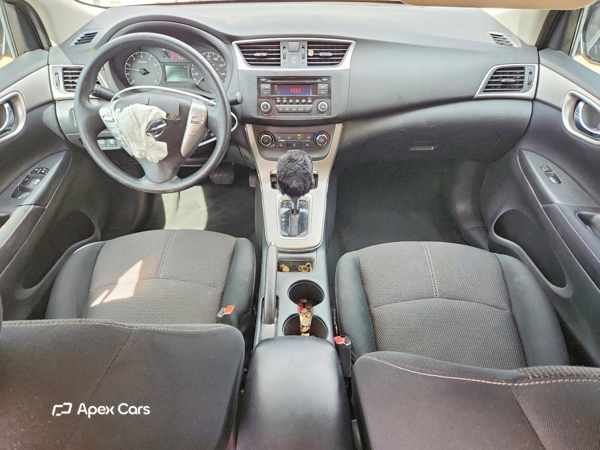 Nissan Sentra 2015