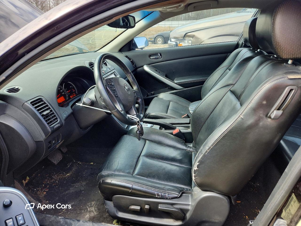 Nissan Altima 2010
