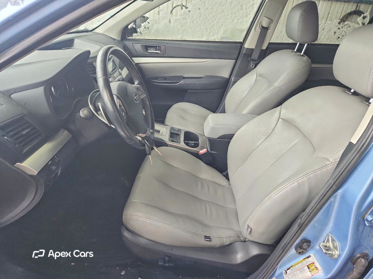 Subaru Outback 2012