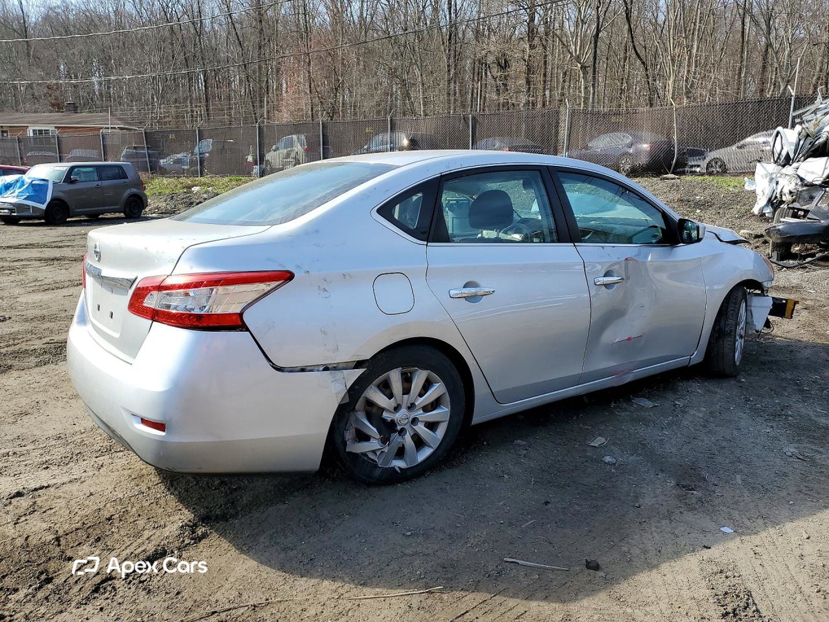 Nissan Sentra 2015