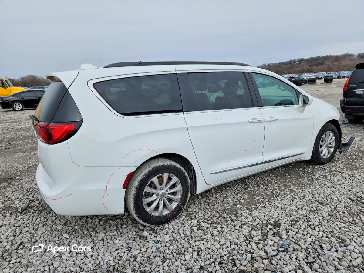 Chrysler Pacifica 2017