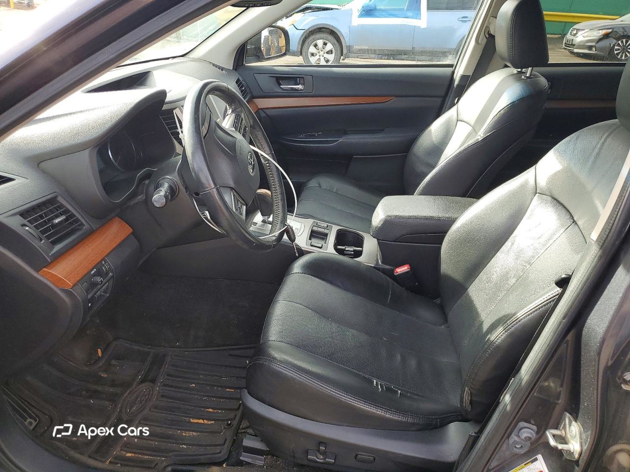 Subaru Legacy 2013