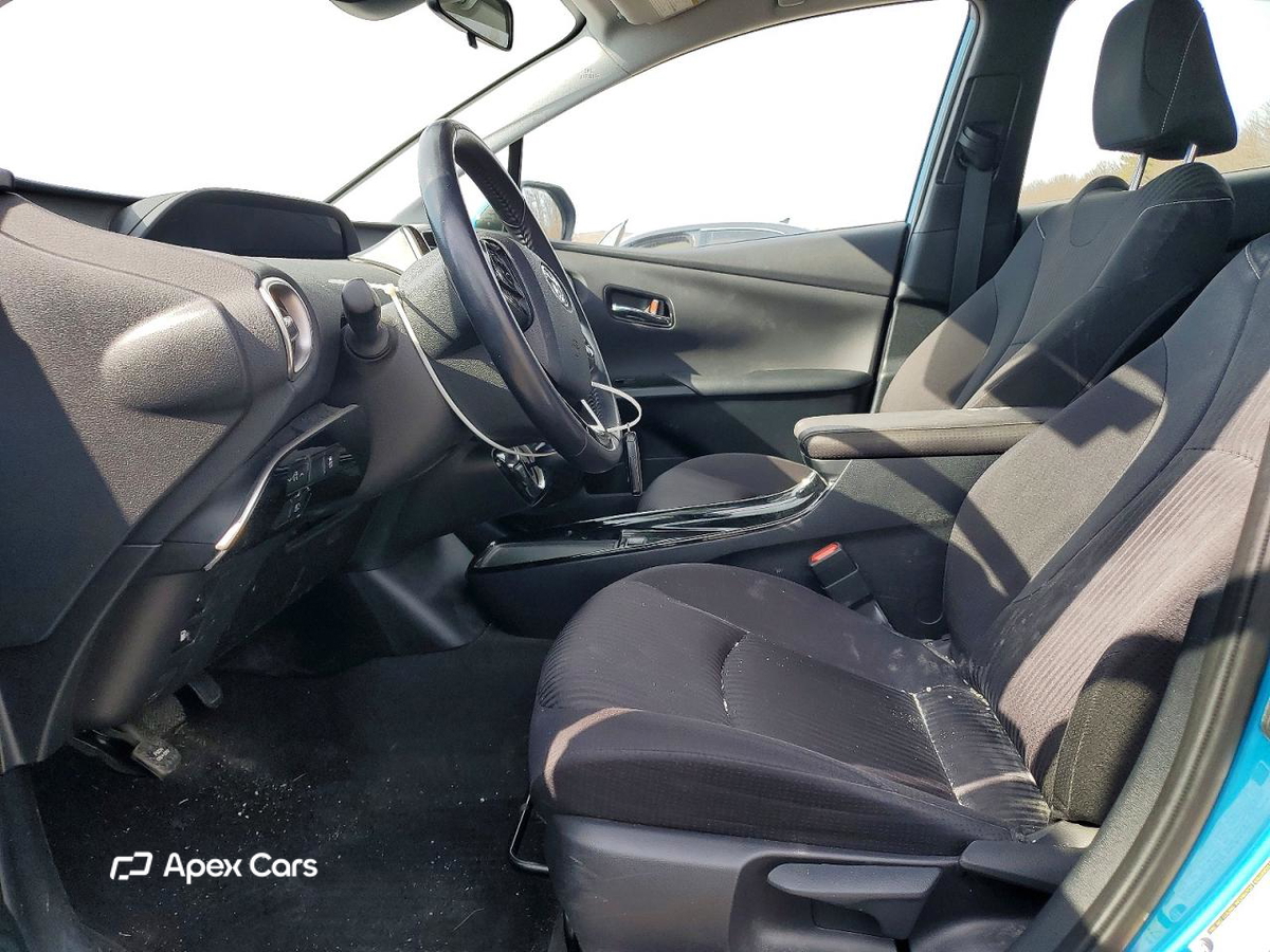 Toyota Prius 2021