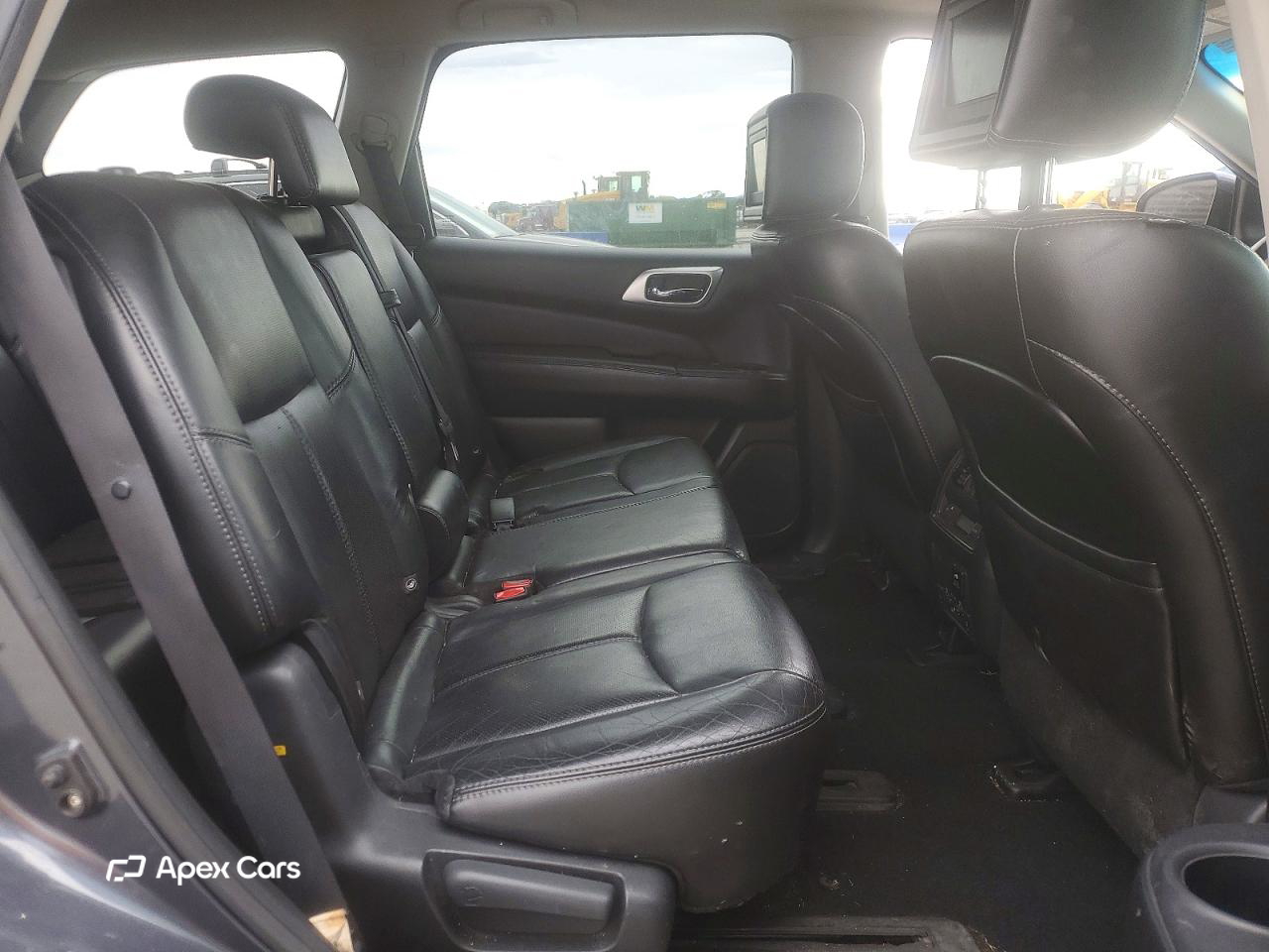 Nissan Pathfinder 2014
