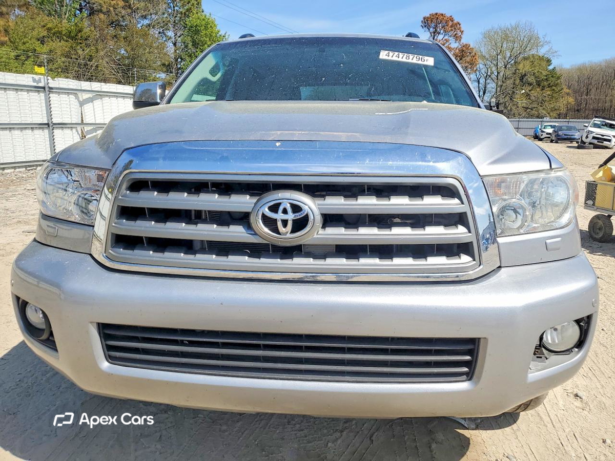 Toyota Sequoia 2012