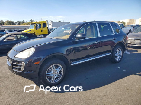 Porsche Cayenne 2010 - Image 1 of 13