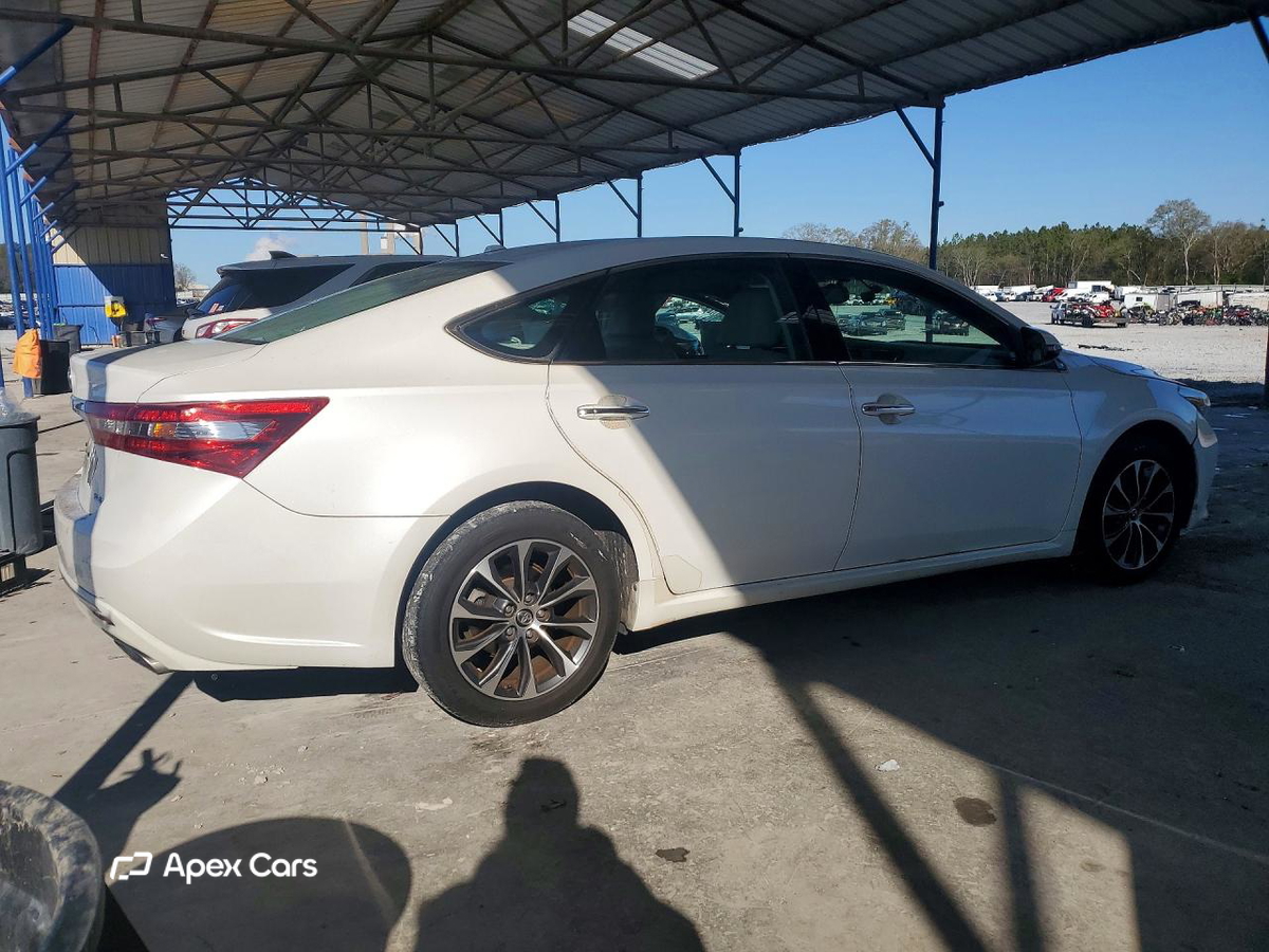 Toyota Avalon 2016