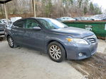 Toyota Camry 2011