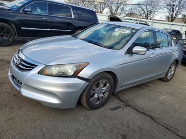 Honda Accord 2012 - Image 1 of 12