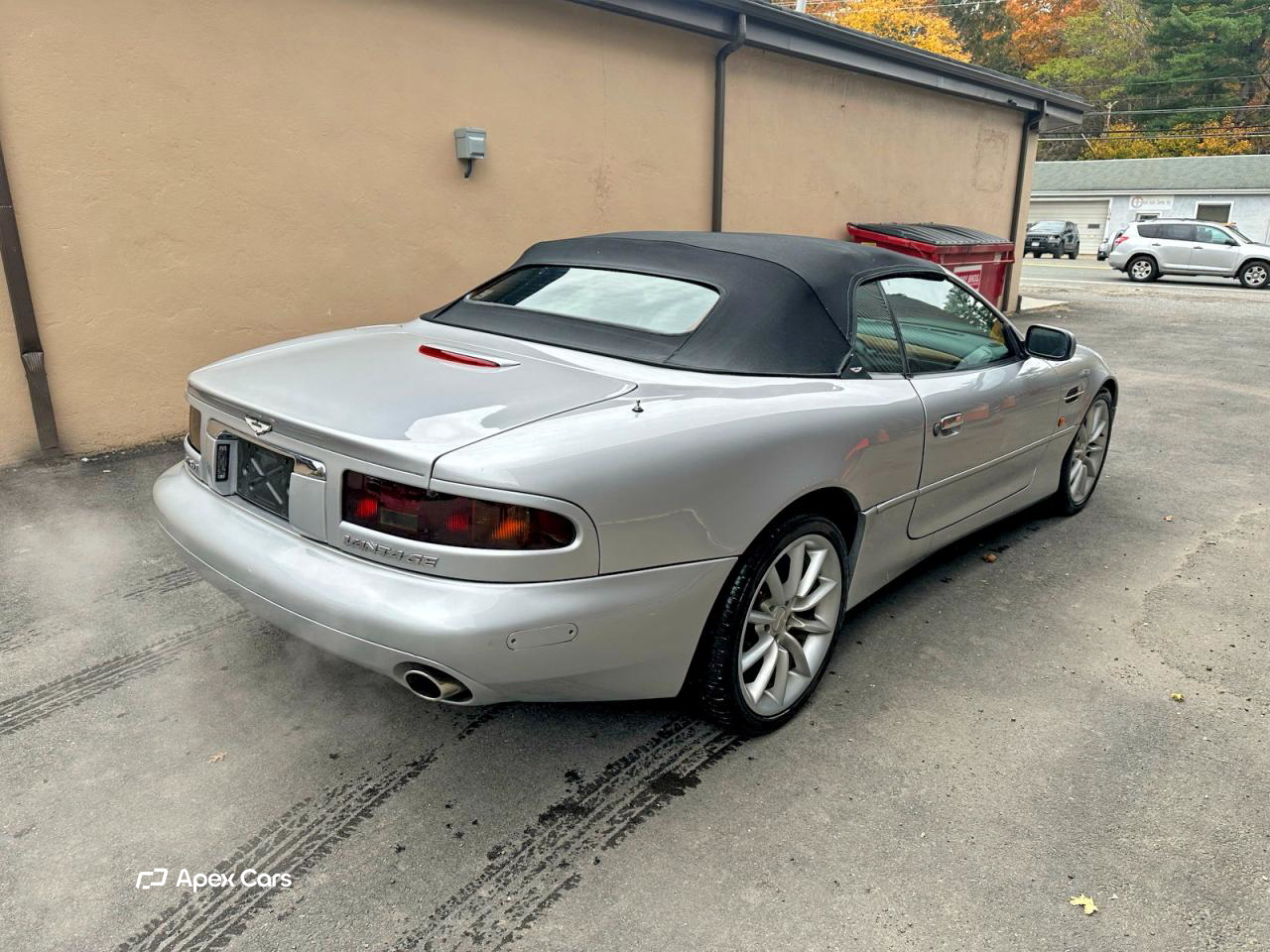 Aston Martin DB7 2001