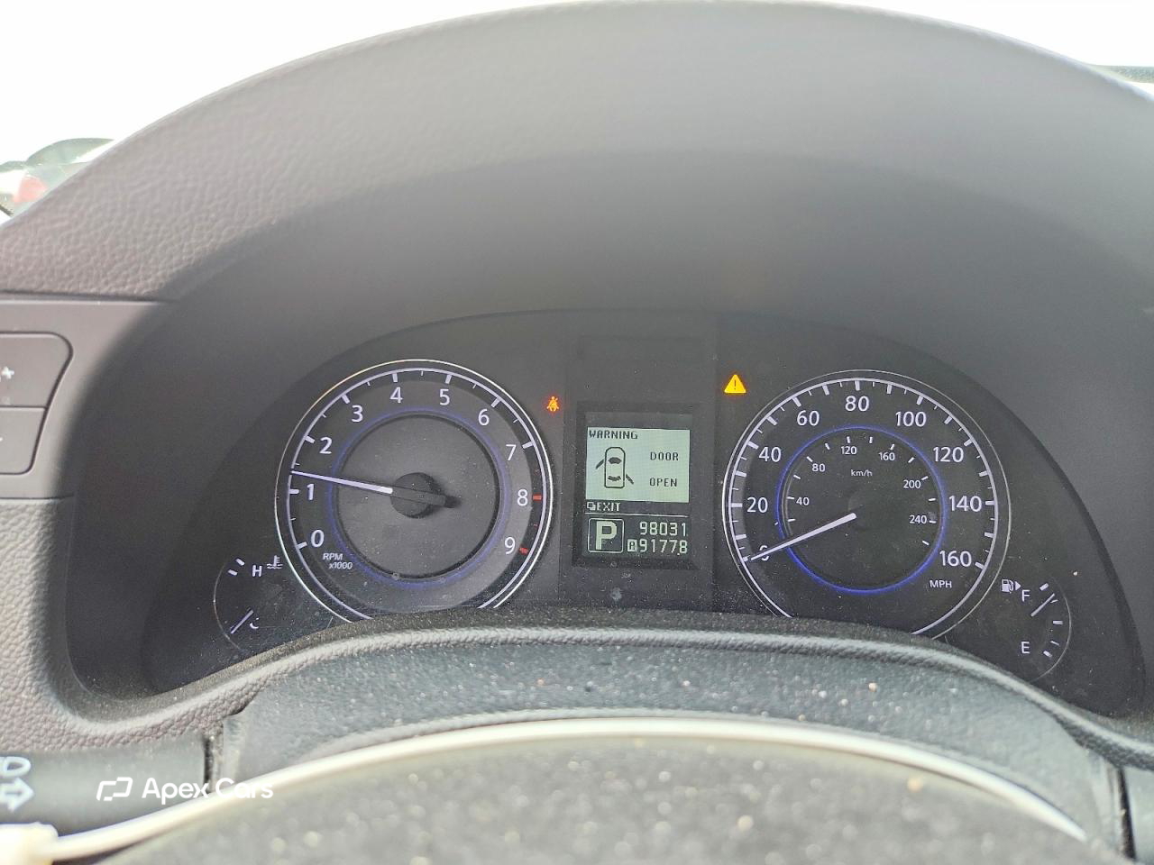 Infiniti  2012