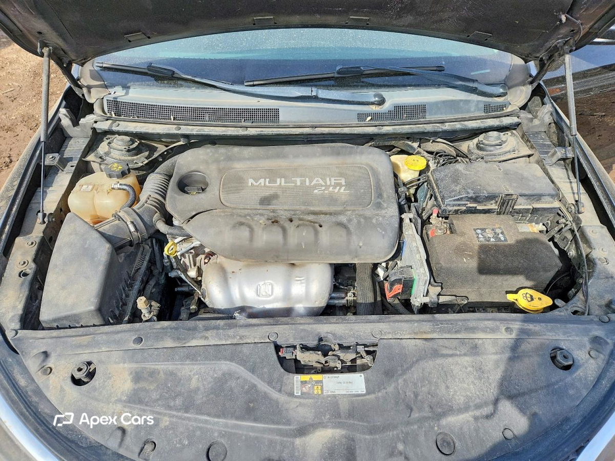 Chrysler 200 2015