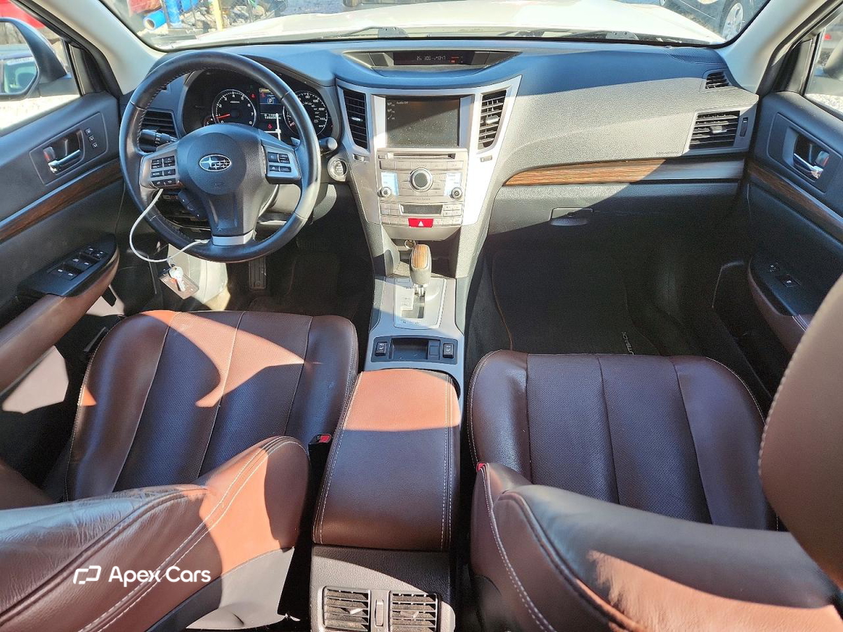 Subaru Outback 2014