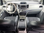 Toyota Sienna 2012