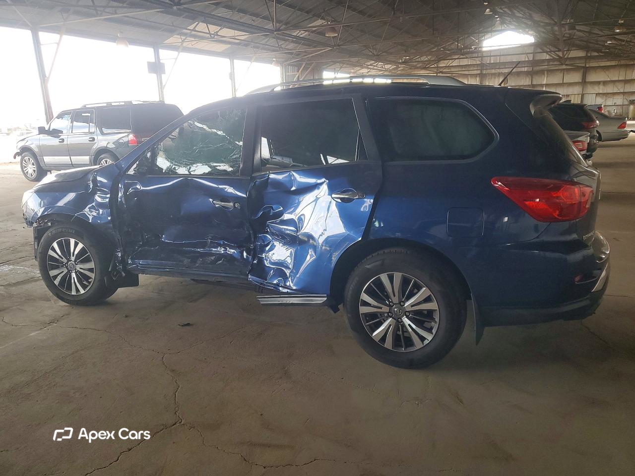 Nissan Pathfinder 2018