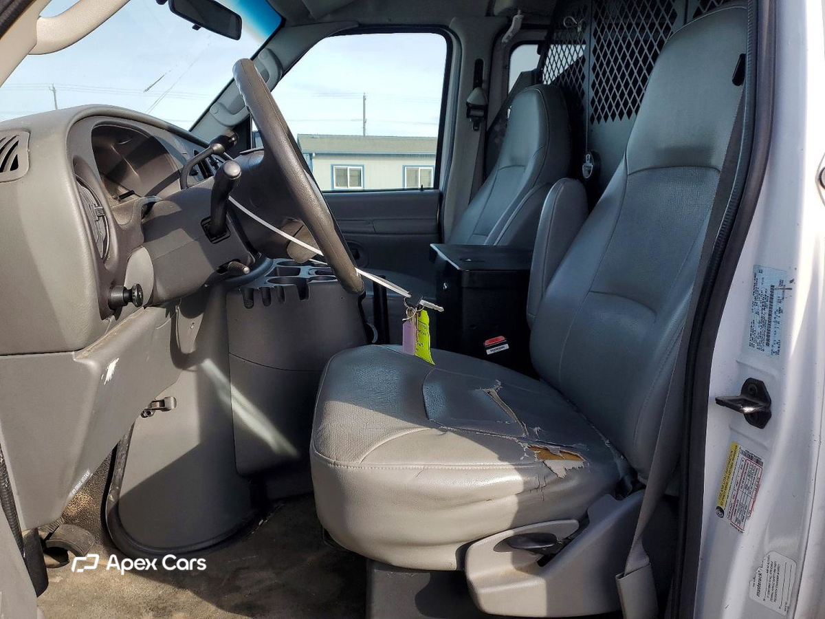 Ford Econoline 2005