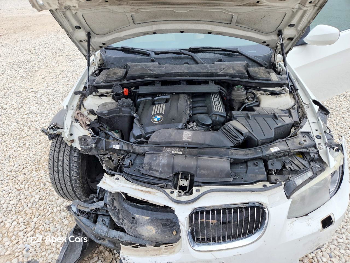 BMW Series 3 2011