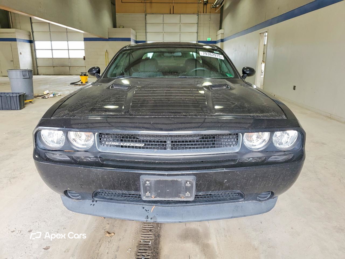 Dodge Challenger 2011