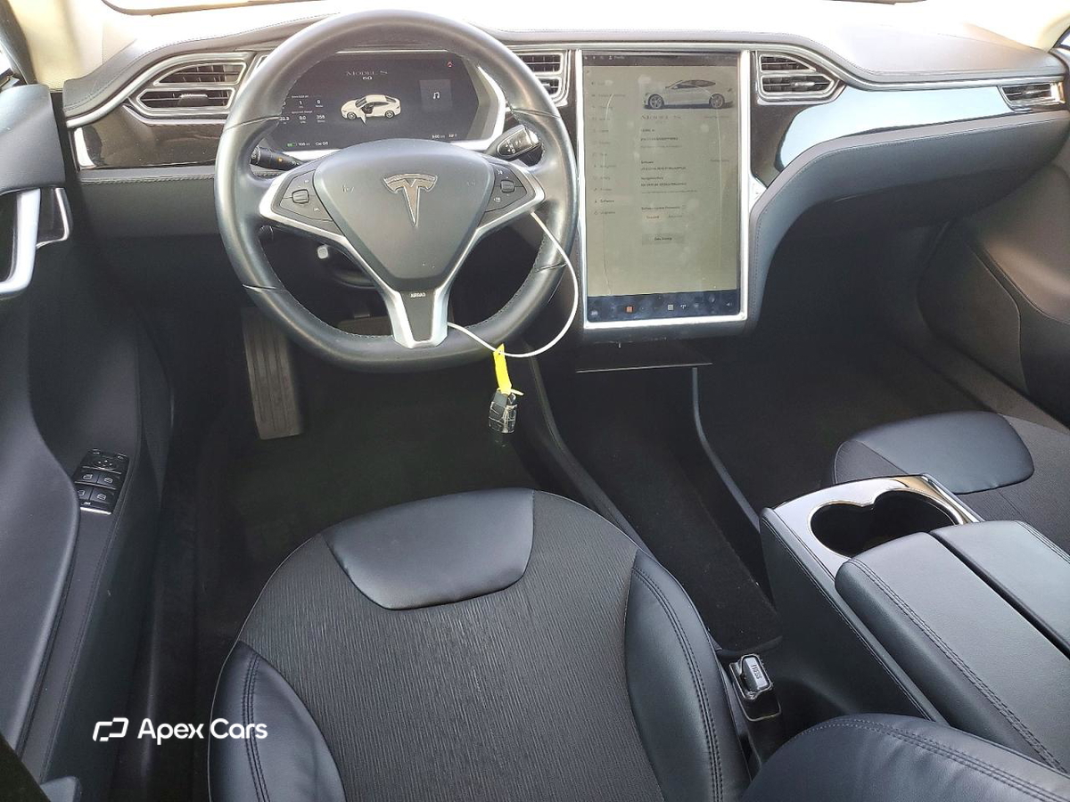 Tesla Model S 2013