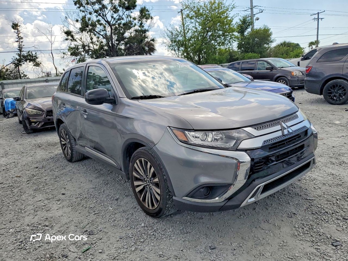 Mitsubishi Outlander 2020