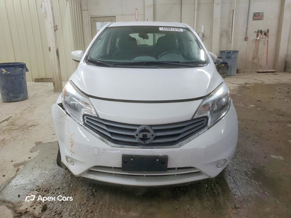 Nissan Versa 2016
