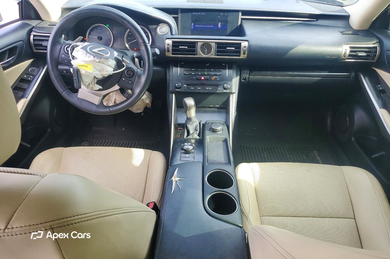 Lexus IS 2014