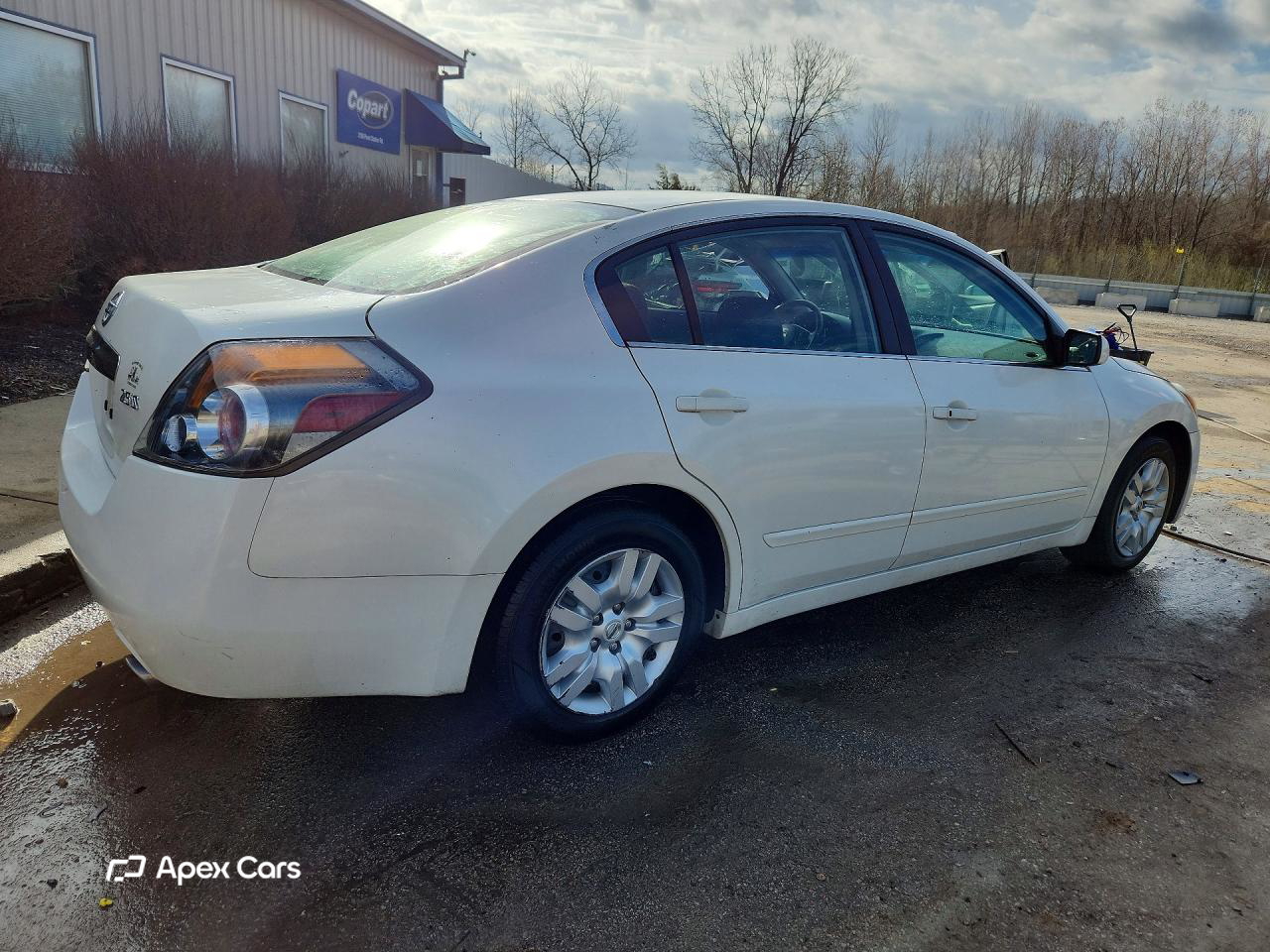 Nissan Altima 2010