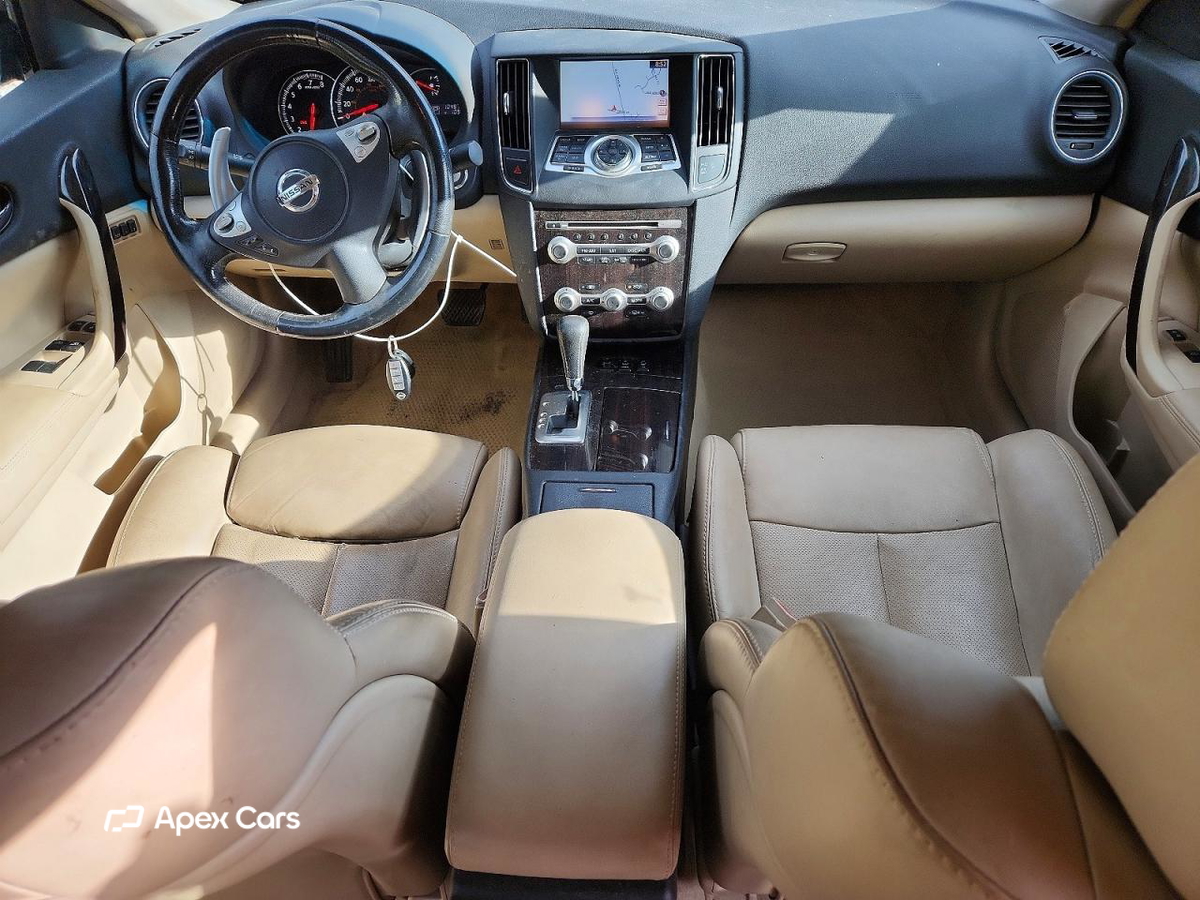 Nissan Maxima 2012