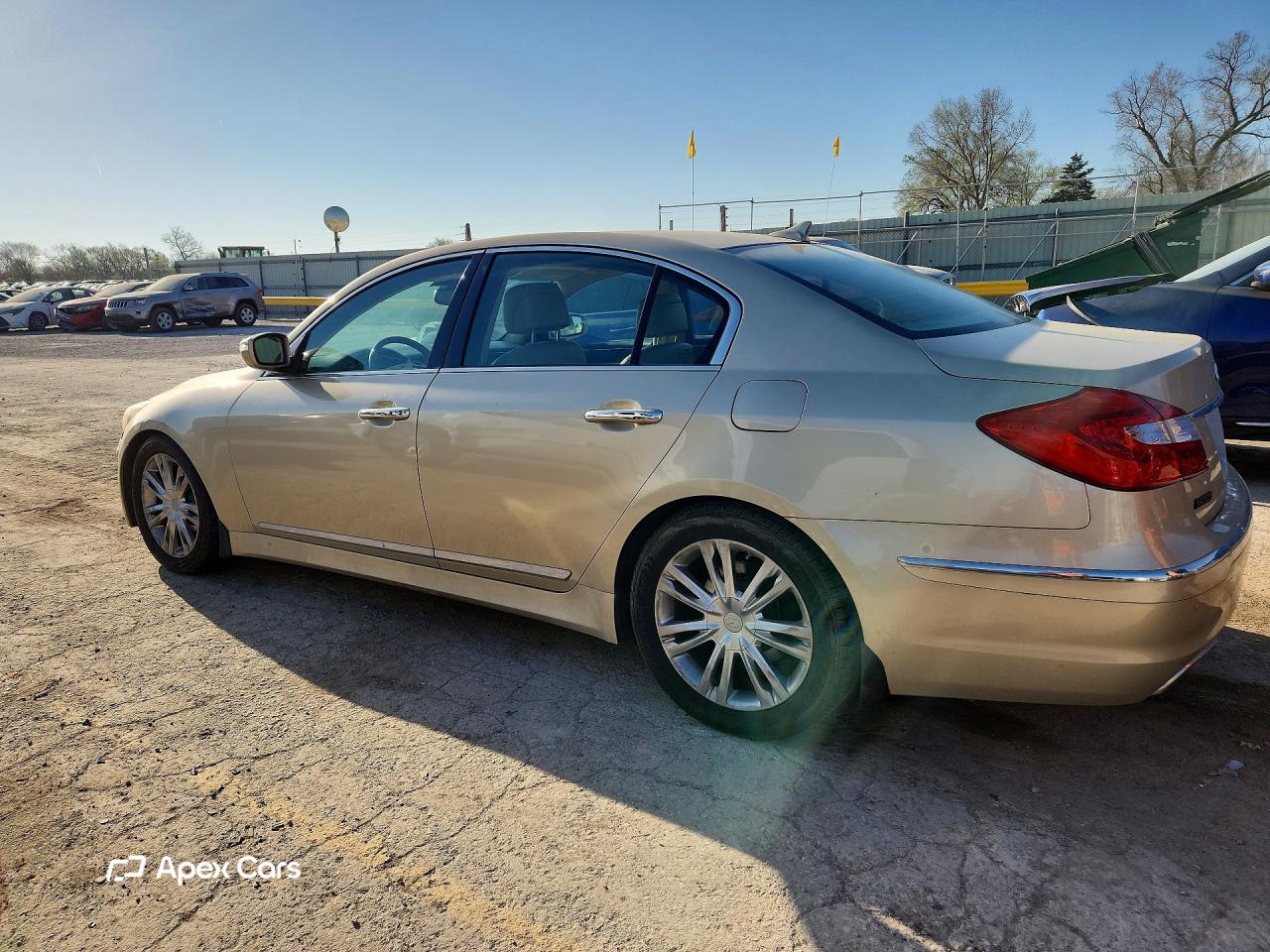 Hyundai Genesis 2012