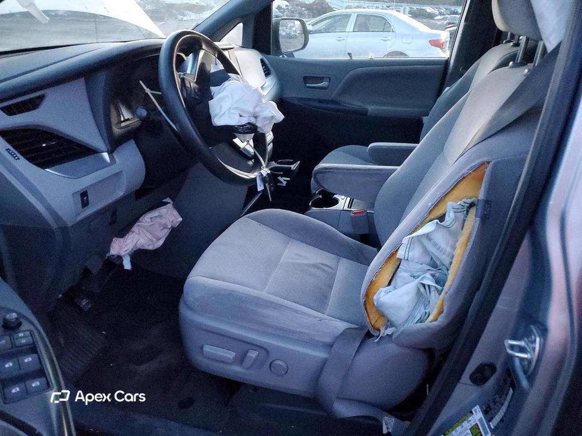 Toyota Sienna 2015