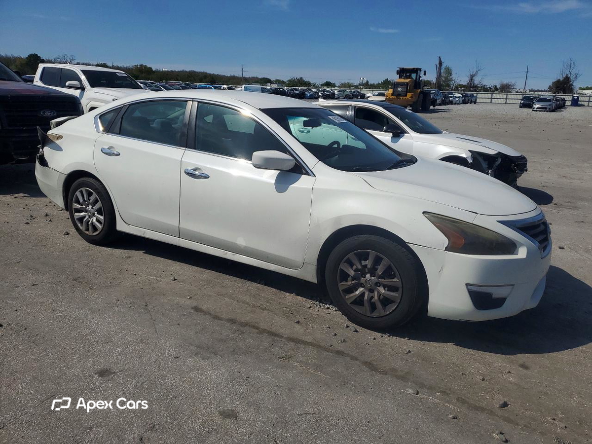 Nissan Altima 2015