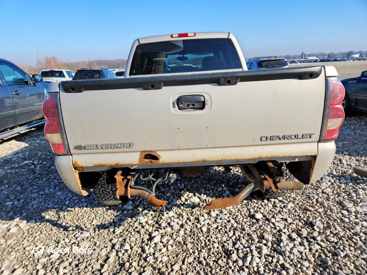 Chevrolet Silverado 2005