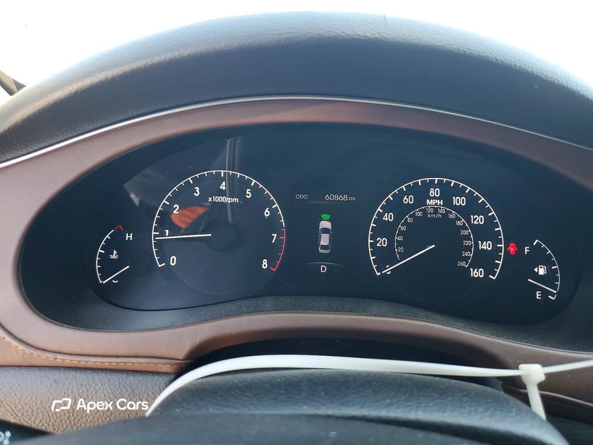 Hyundai Genesis 2013