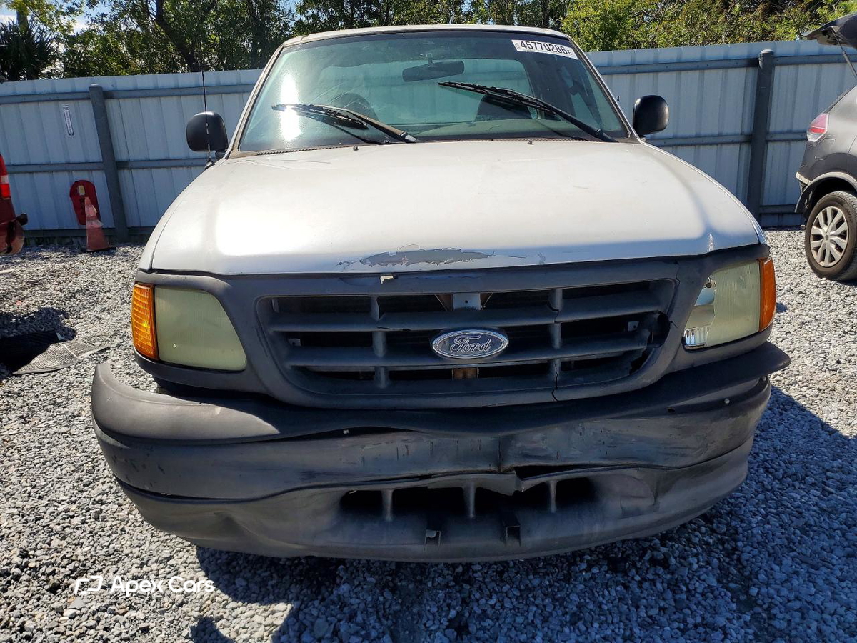 Ford F-150 2004