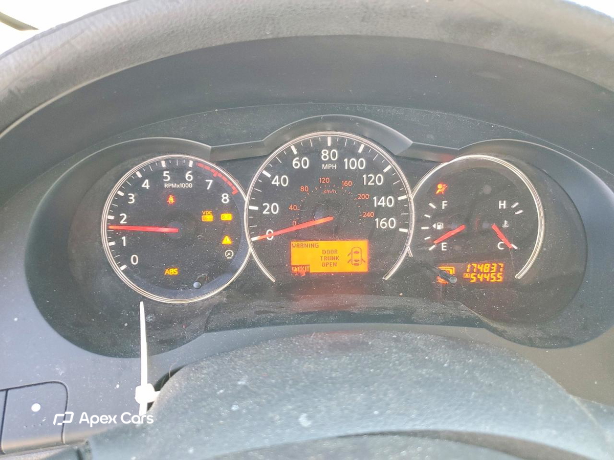 Nissan Altima 2010