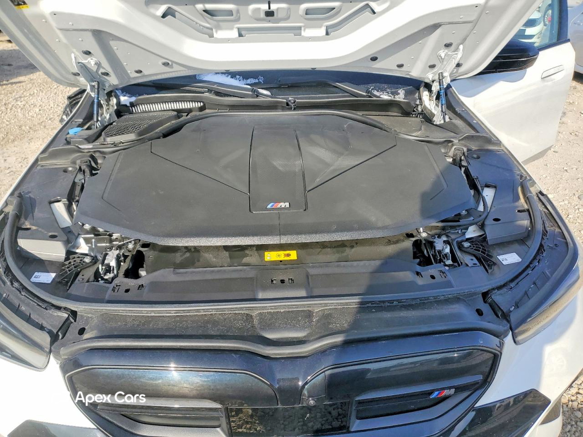 BMW i5 2024